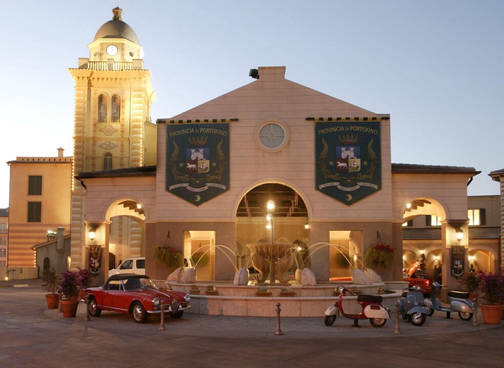Photo of Buildings in Florida Center