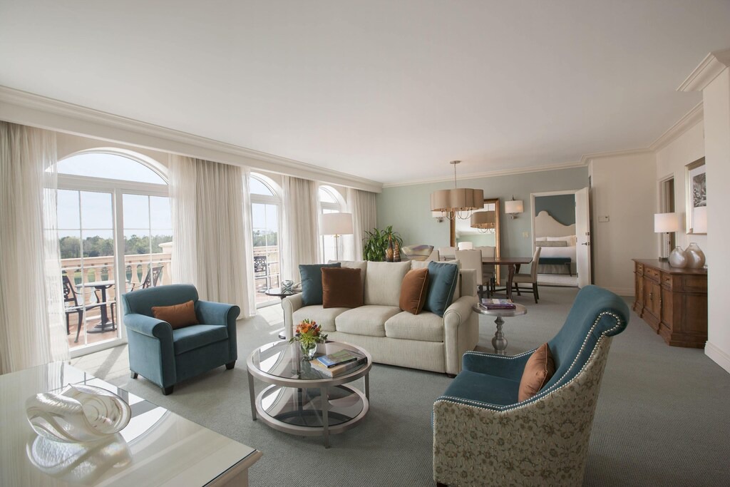 Photo of Livingroom in Florida Center