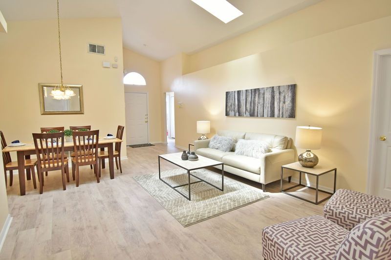 Photo of Livingroom in Florida Pines