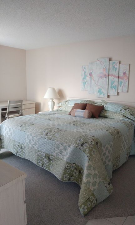 Photo of Bedroom in Hudson