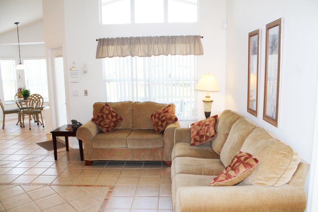 Photo of Livingroom in Westbury
