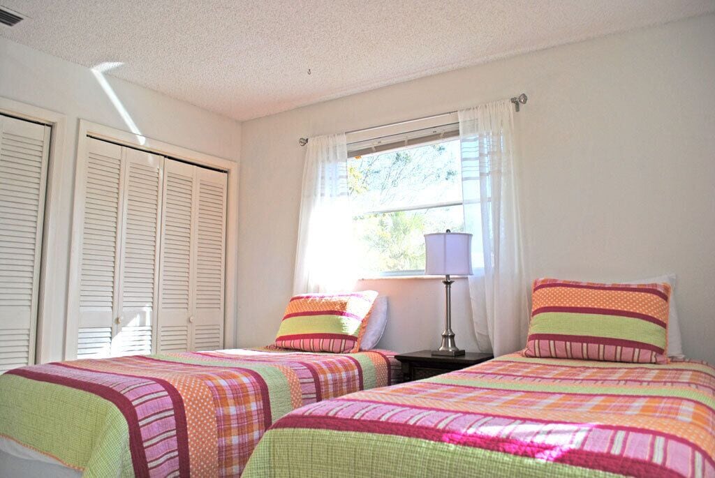 Photo of Bedroom in Palm River Estates