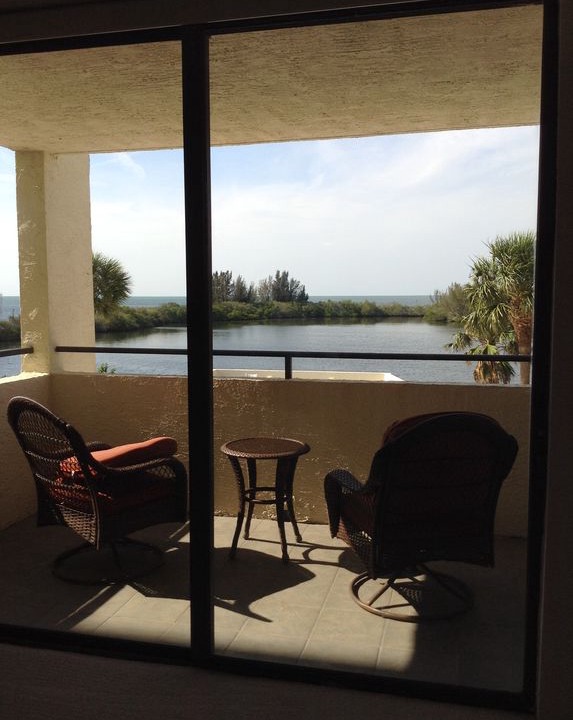 Photo of Patio Balcony in Hudson