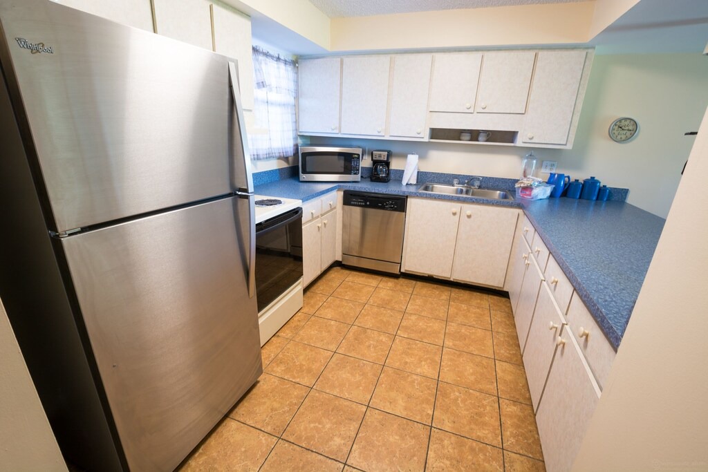 Photo of Kitchen in Satellite Beach