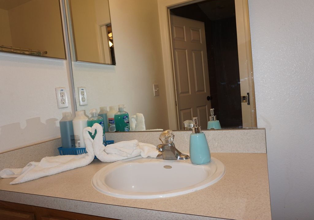 Photo of Bathroom in Sunset Ridge