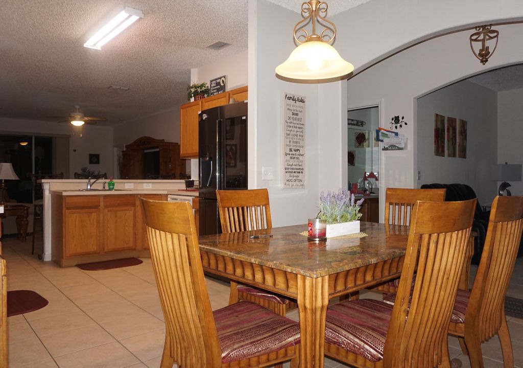 Photo of Livingroom in Sunset Ridge