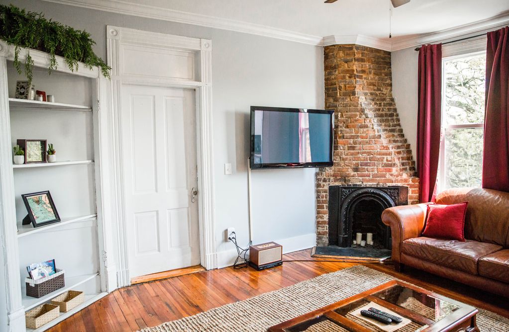 Photo of Livingroom in Westside