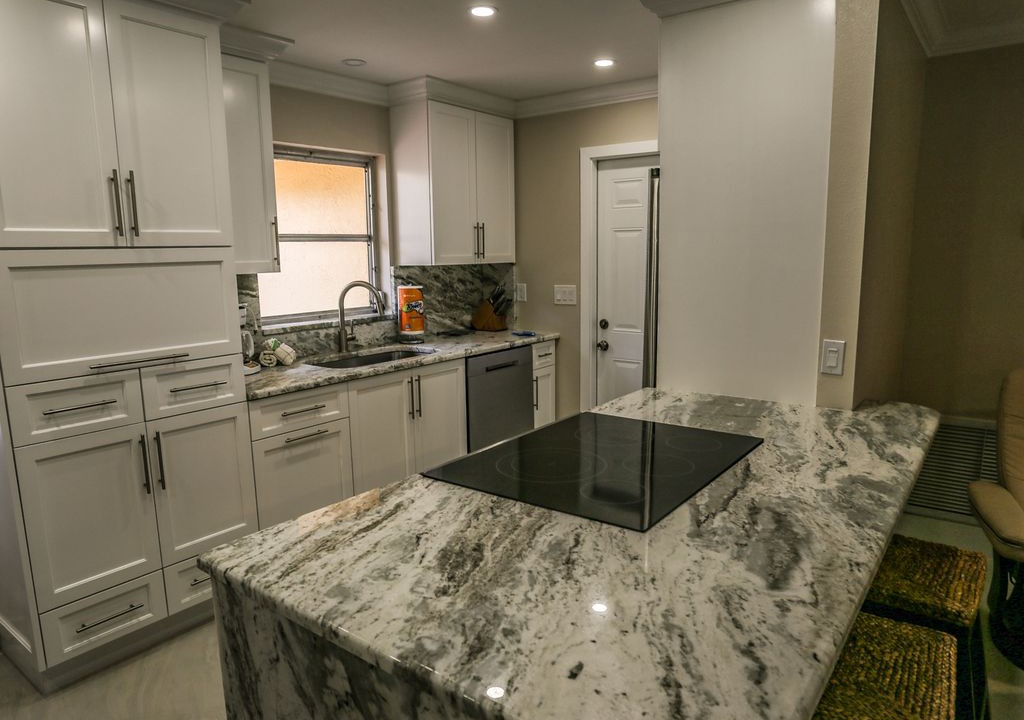 Photo of Kitchen in Laguna Shores