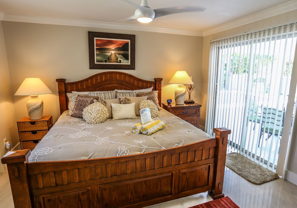 Photo of Bedroom in Laguna Shores