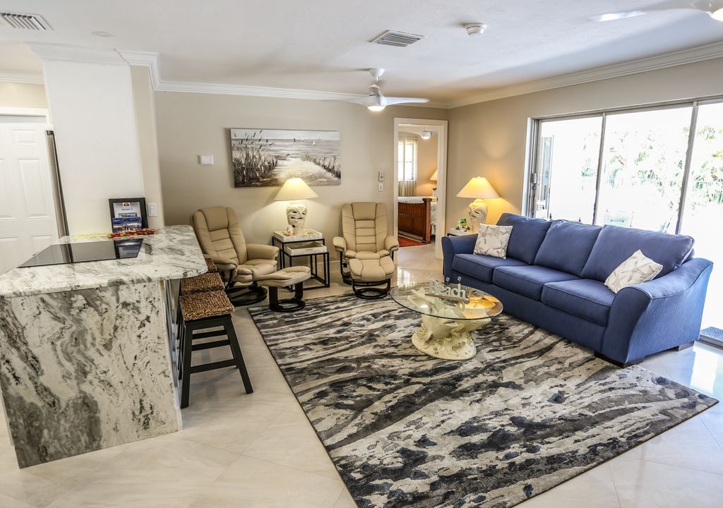 Photo of Livingroom in Laguna Shores