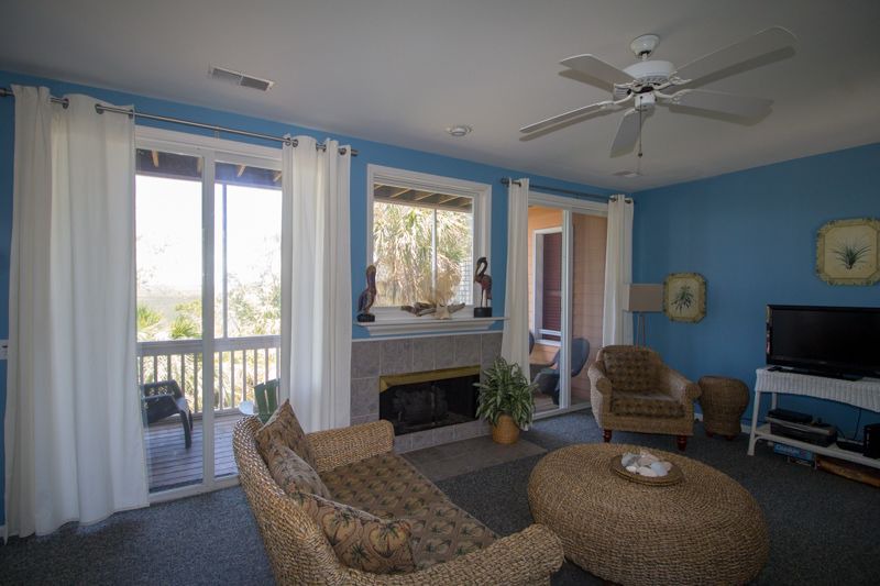 Photo of Livingroom in Bonito Boathouses