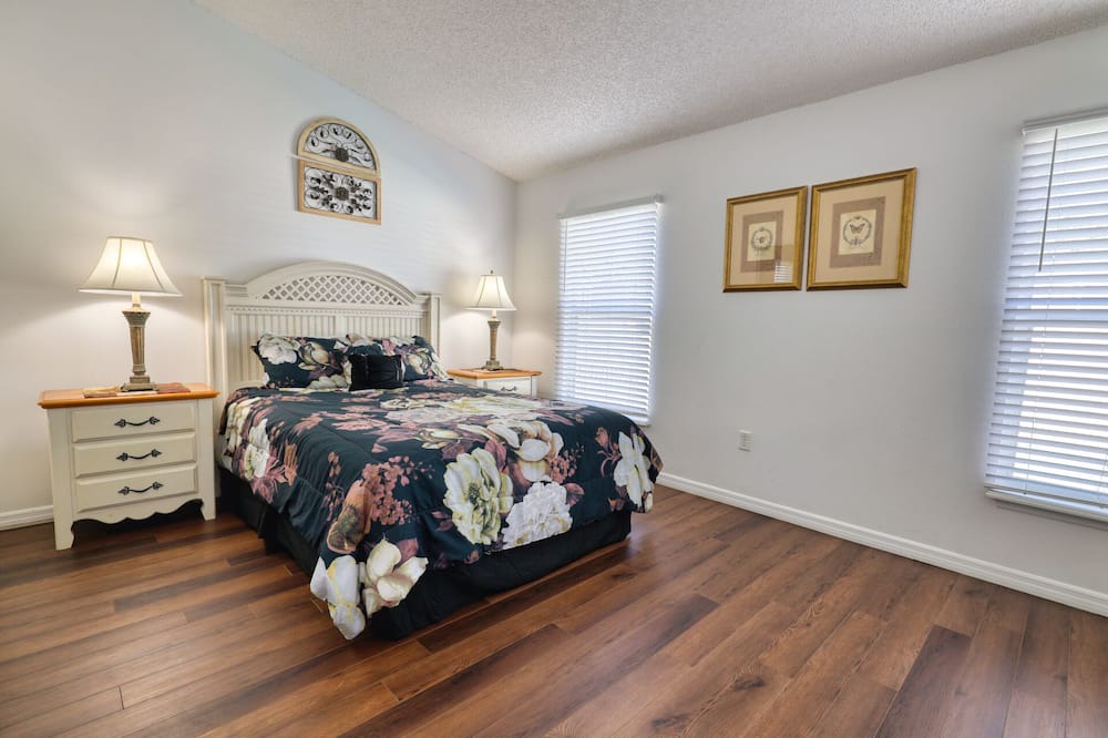 Photo of Bedroom in Clear Creek