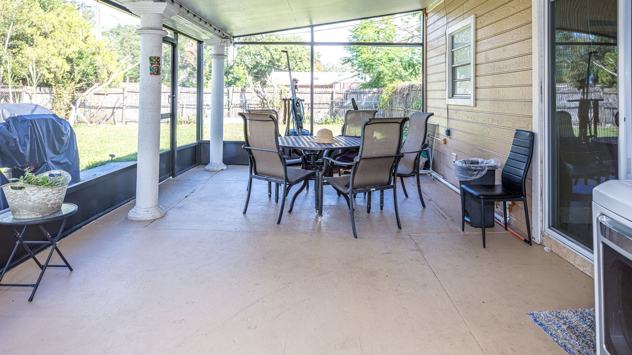 Photo of Outdoor in Azalea Park