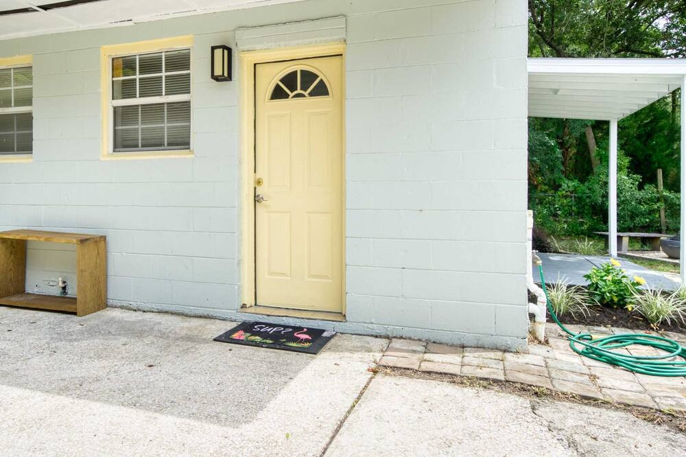 Photo of Outdoor in Murray Hill