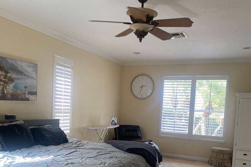 Photo of Bedroom in Metro West