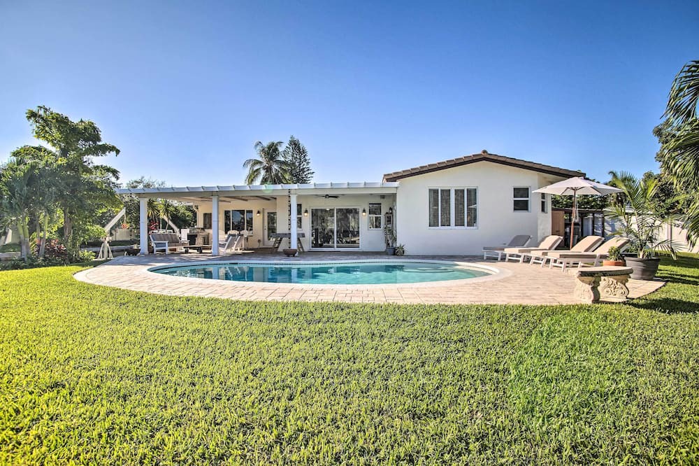 Photo of Outdoor in Cypress Lakes