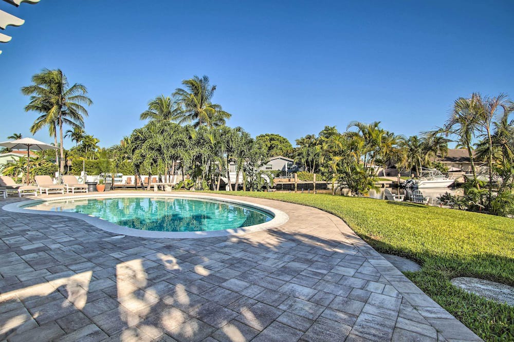 Photo of Outdoor in Cypress Lakes