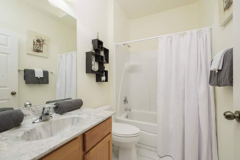 Photo of Bathroom in Alachua