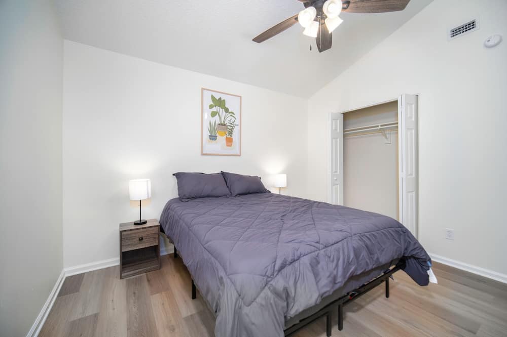 Photo of Bedroom in Southpoint