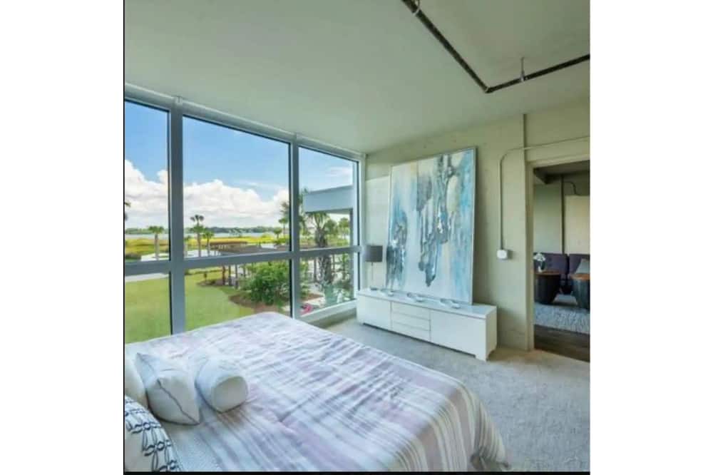 Photo of Bedroom in Avondale