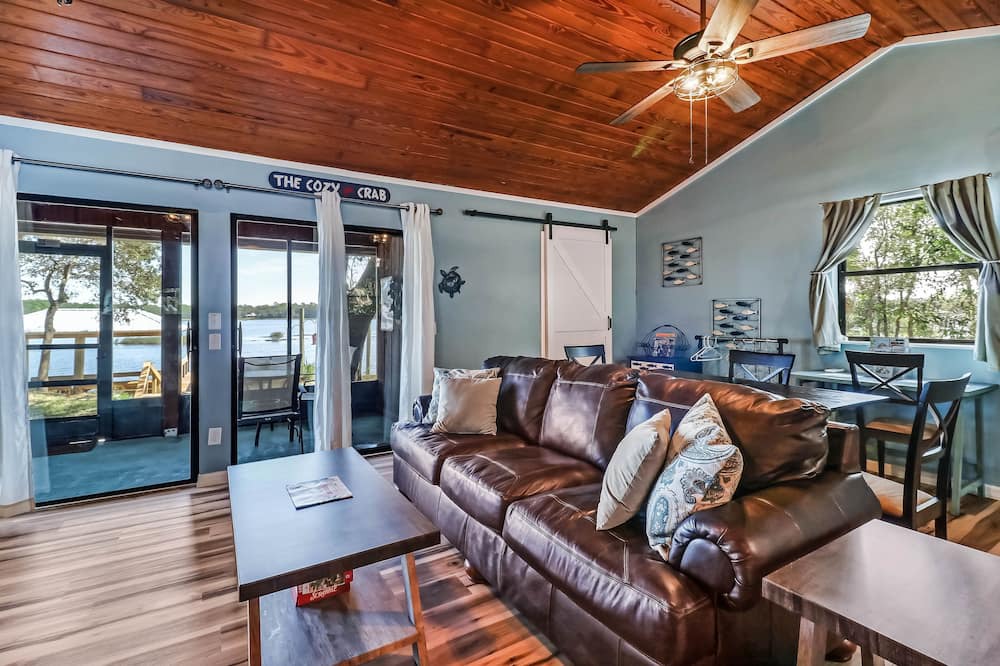 Photo of Livingroom in Yulee