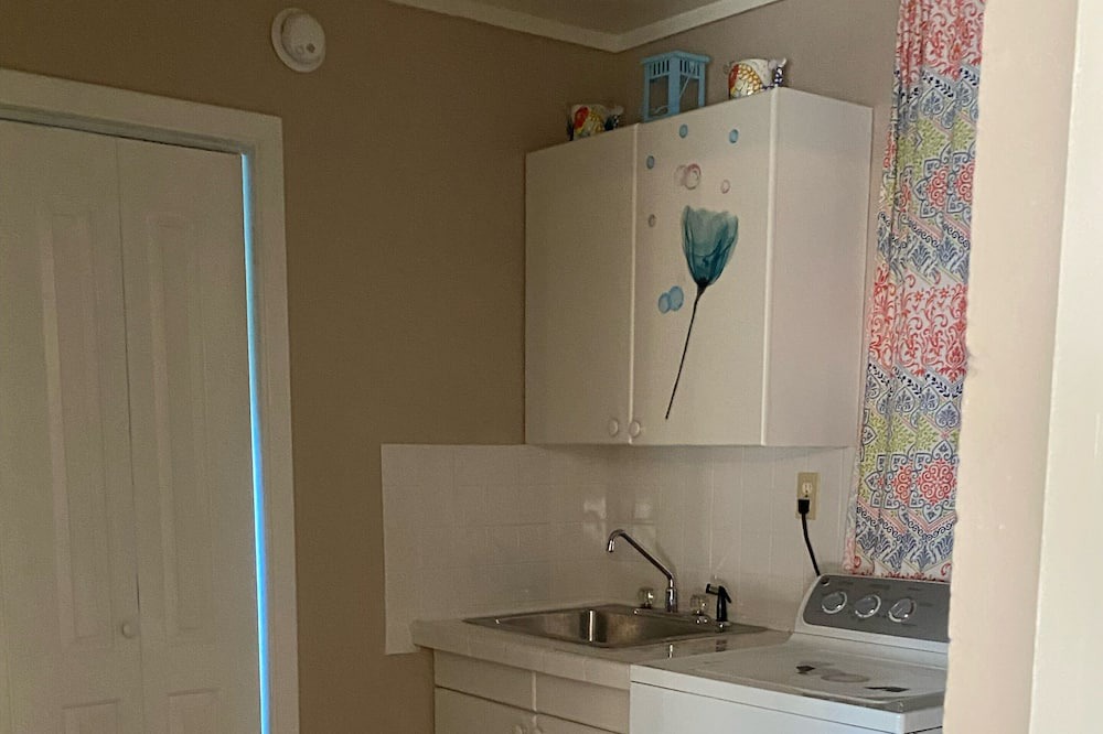 Photo of Bedroom in Ridge Manor