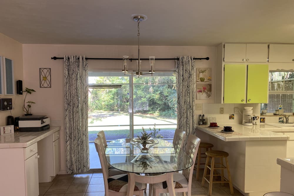 Photo of Kitchen in Ridge Manor