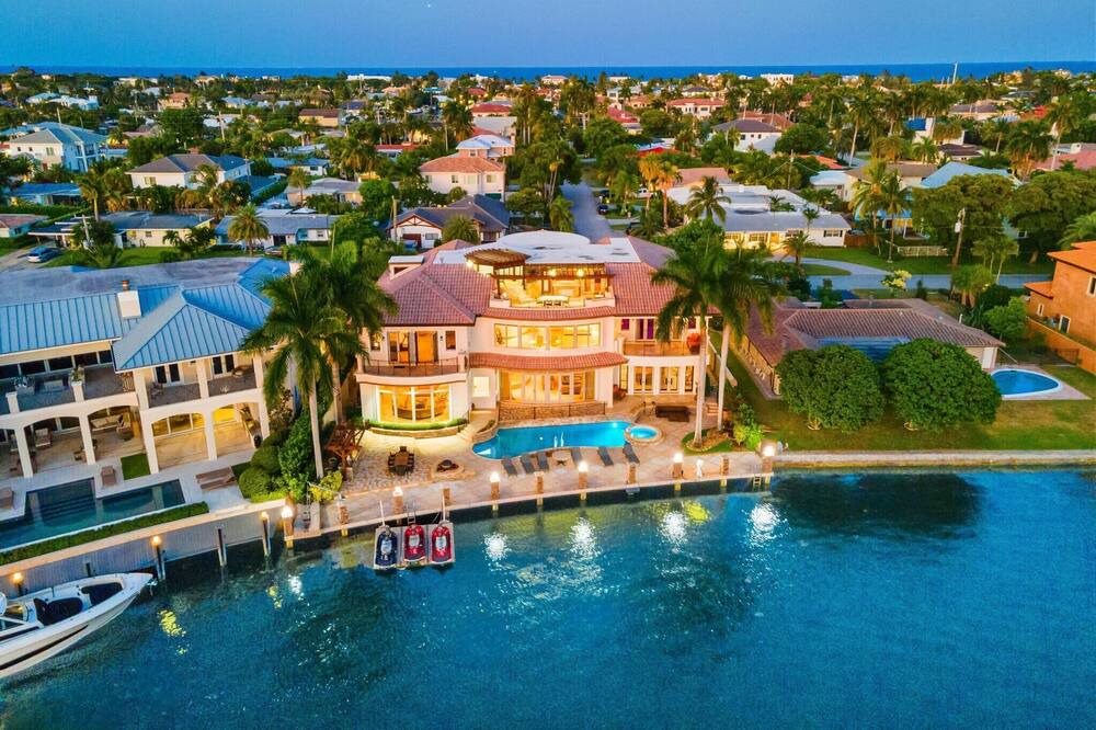 Photo of Outdoor in Lighthouse Point