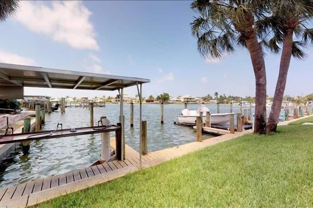 Photo of Outdoor in Isles of Capri