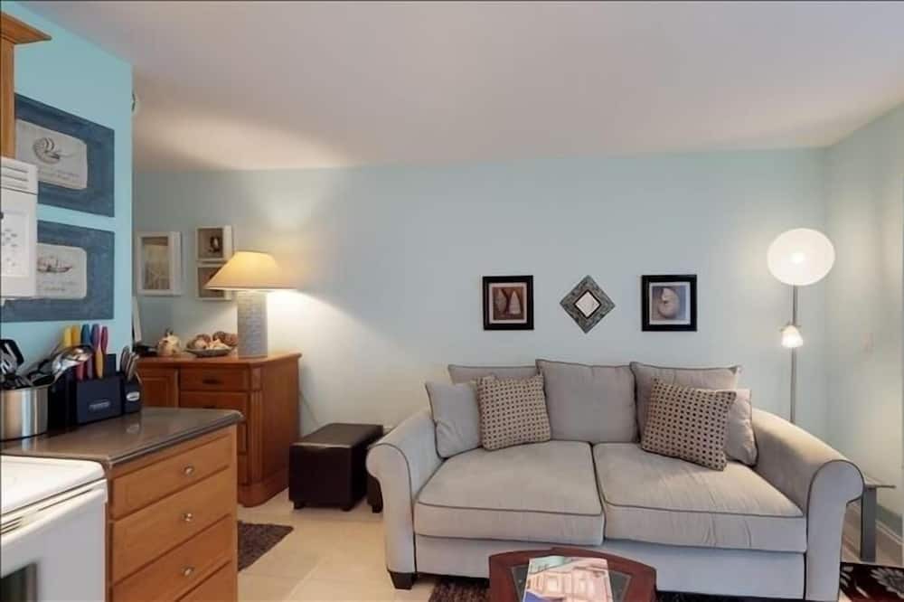 Photo of Bedroom in Isles of Capri
