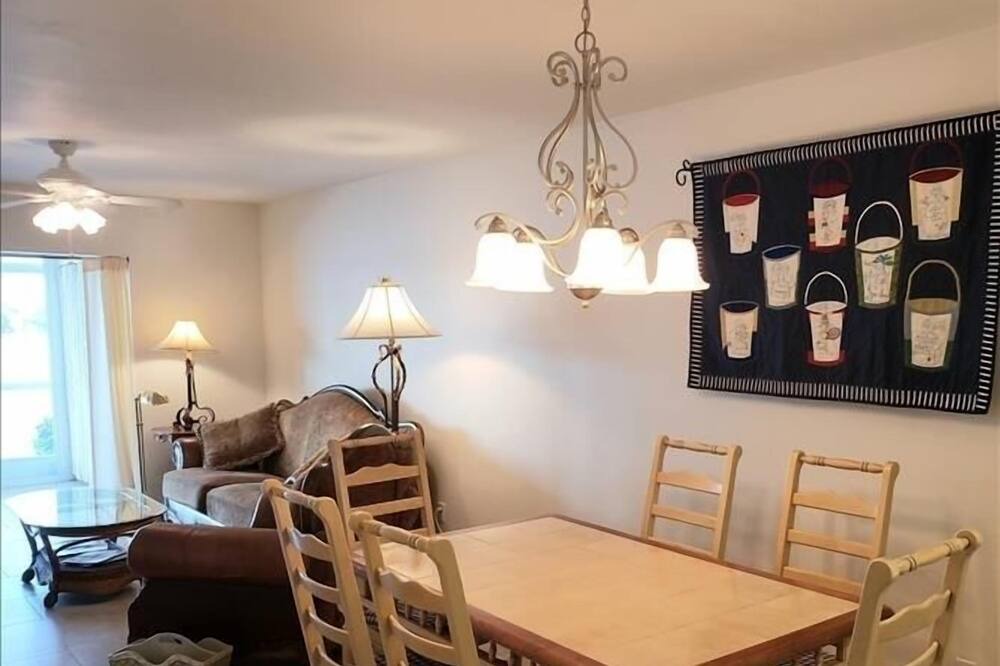 Photo of Bedroom in Hammock Bay