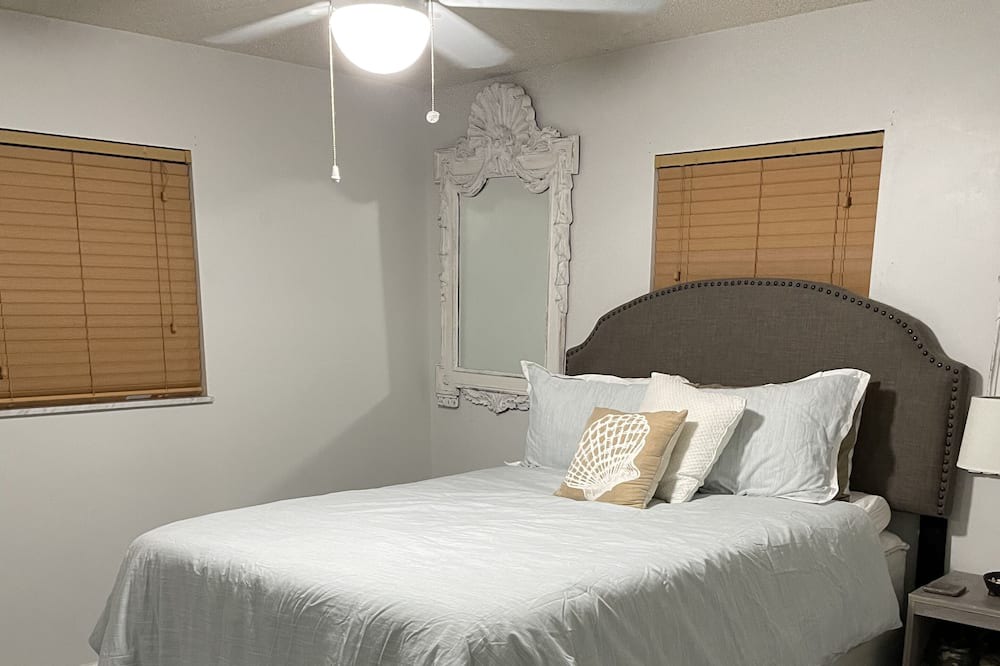 Photo of Bedroom in Jupiter