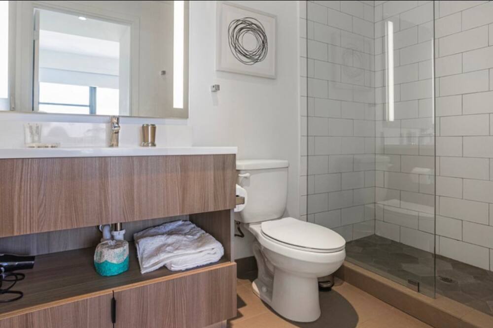 Photo of Bathroom in Sailboat Bend