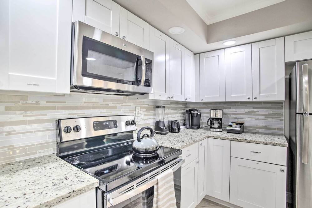 Photo of Kitchen in Coral Ridge Isles