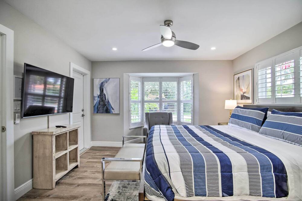 Photo of Bedroom in Coral Ridge Isles