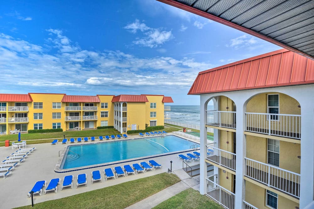 Photo of Outdoor in Point East