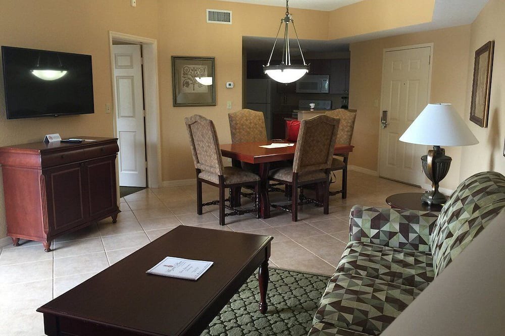 Photo of Livingroom in Weston