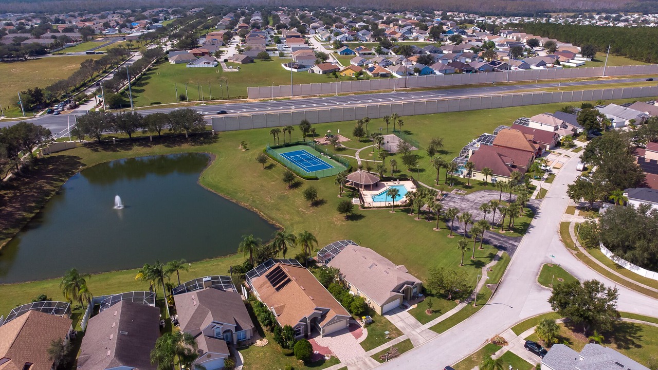 Photo of Outdoor in Lake Davenport Estates