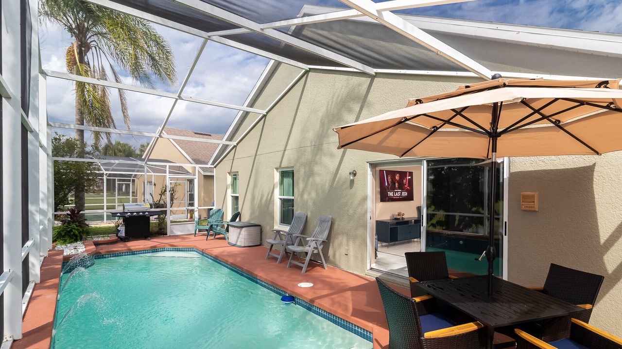 Photo of Outdoor in Lake Davenport Estates
