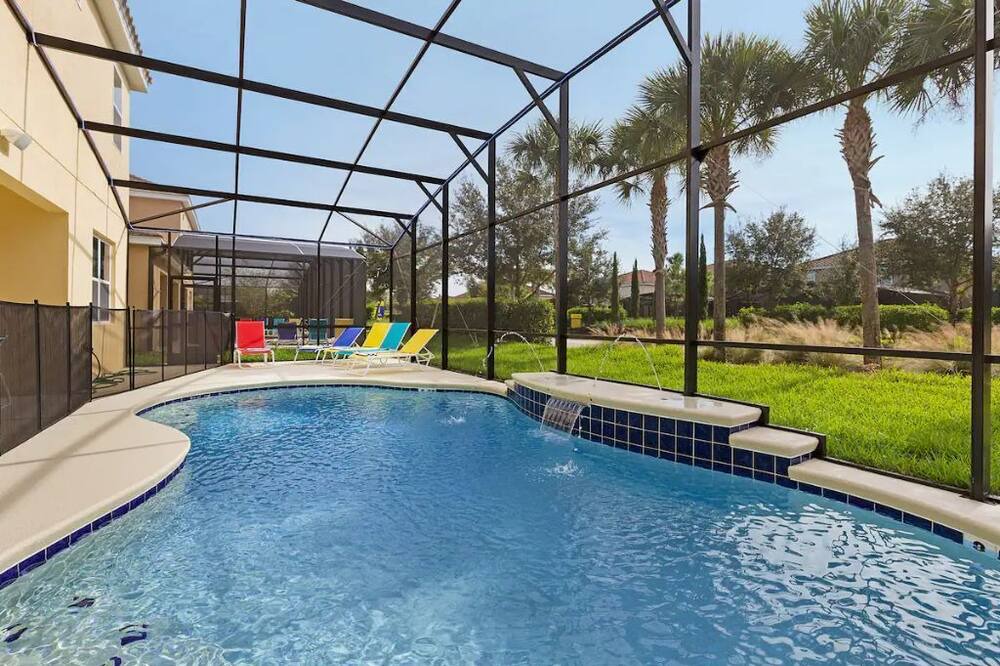 Photo of Outdoor in Briargrove