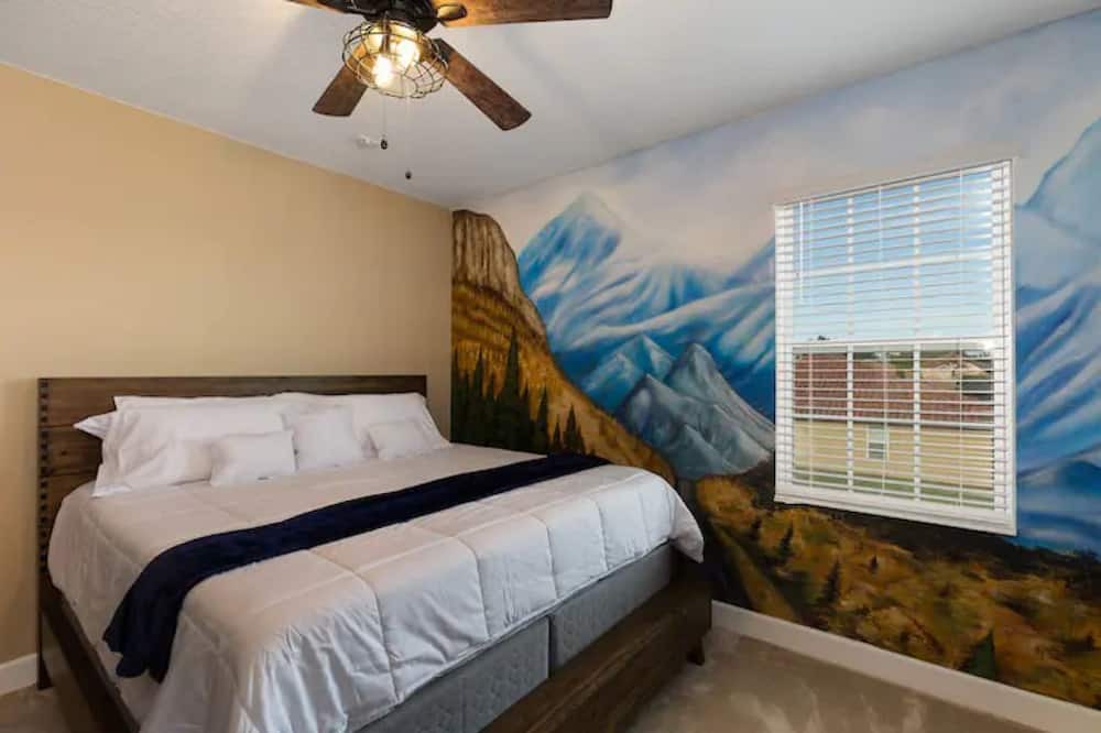 Photo of Bedroom in Briargrove