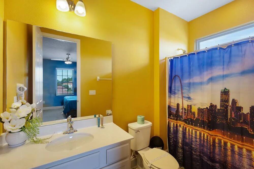 Photo of Bathroom in Briargrove