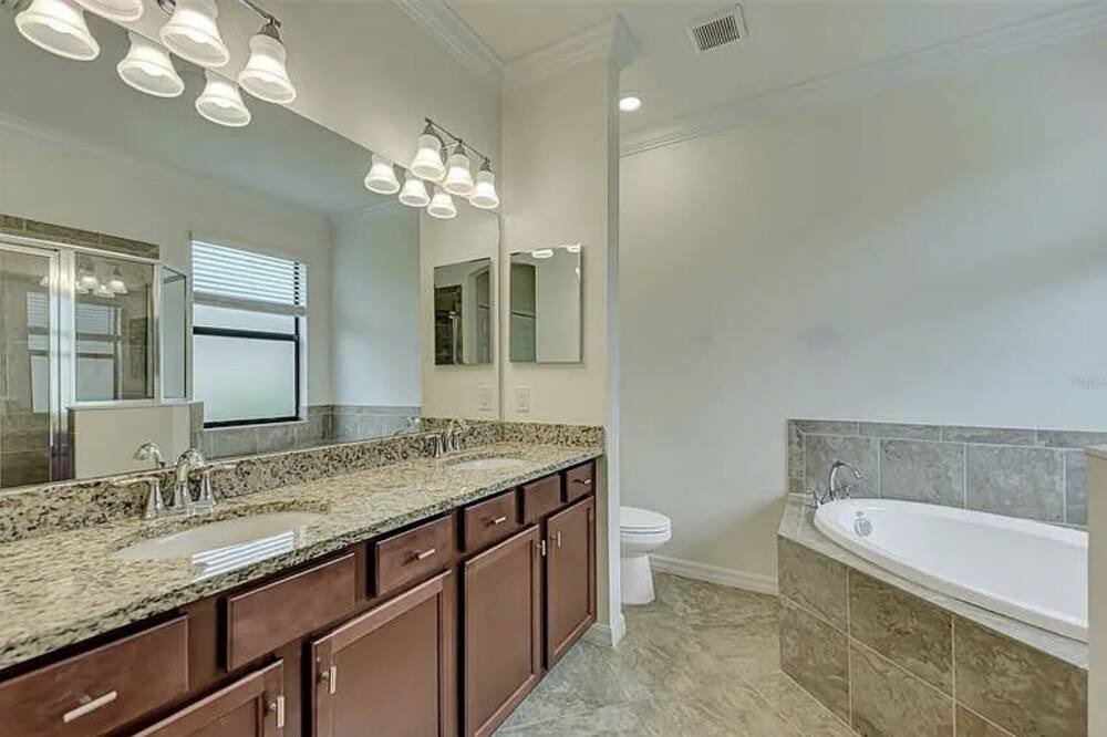 Photo of Bathroom in Gran Paradiso