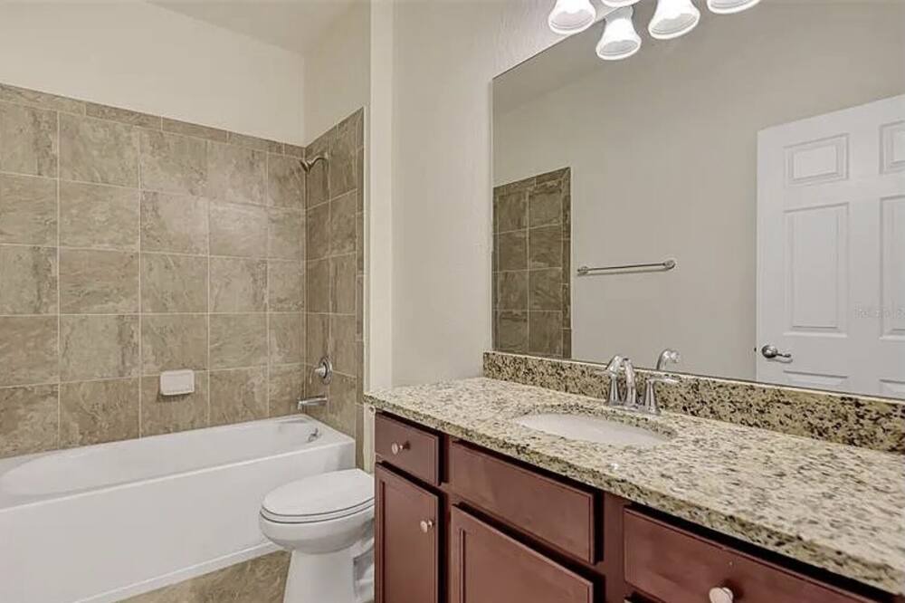 Photo of Bathroom in Gran Paradiso