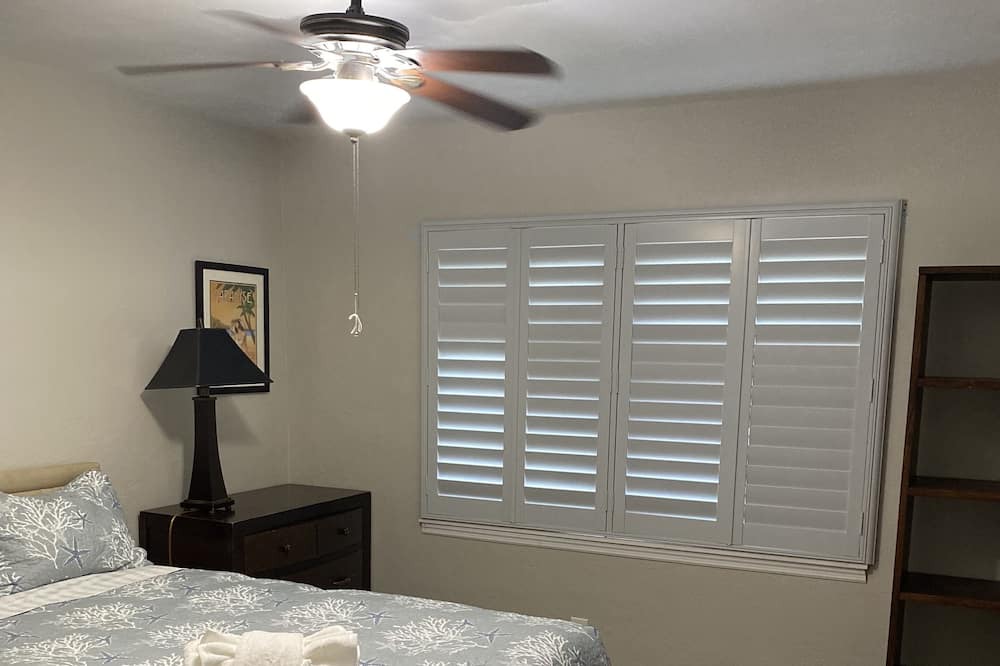 Photo of Bedroom in Gulfport