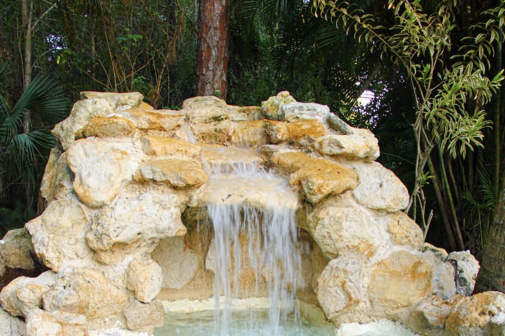 Photo of Outdoor in Jupiter Farms