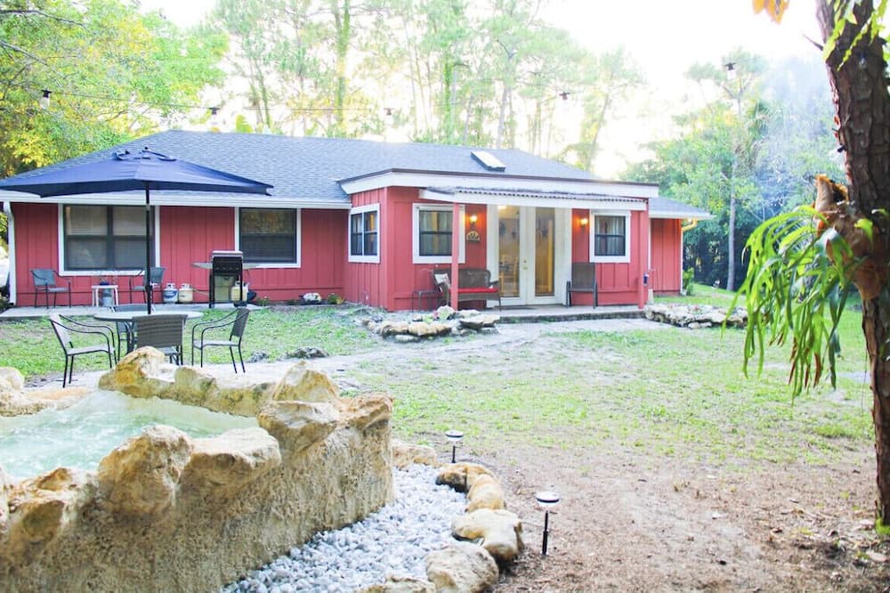 Photo of Outdoor in Jupiter Farms