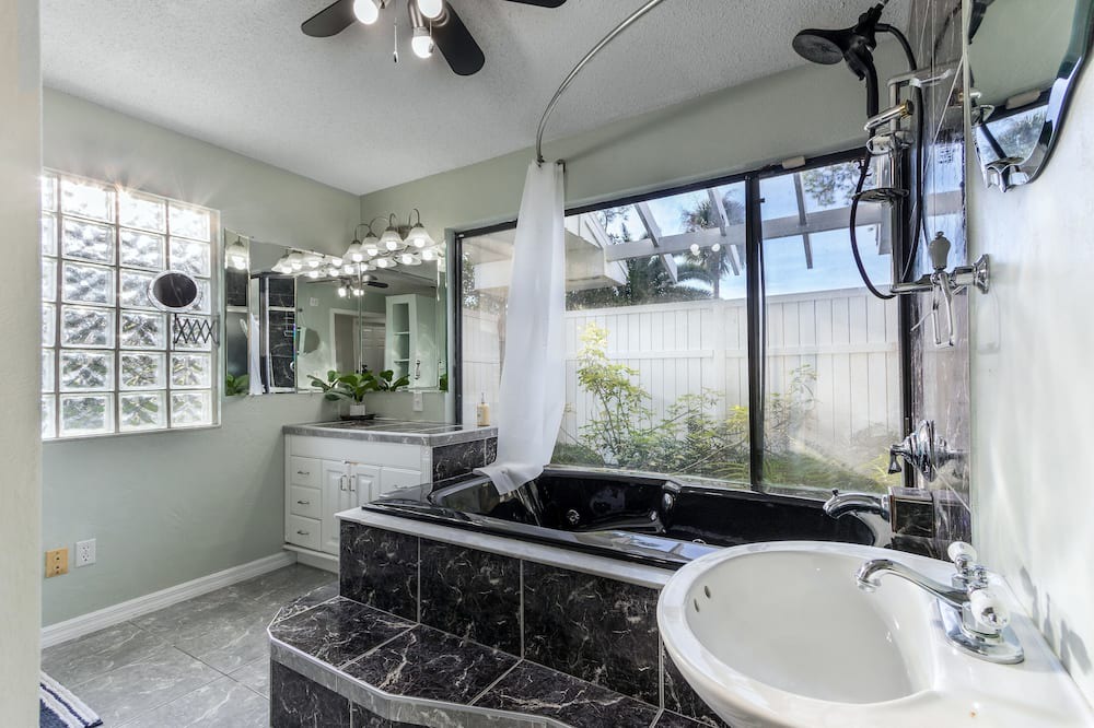 Photo of Bathroom in Daytona Beach