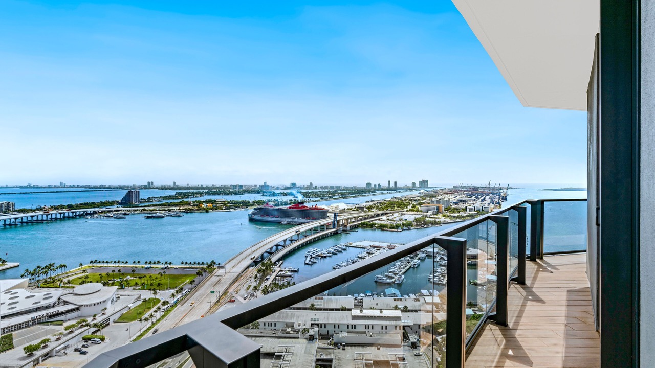 Photo of Patio Balcony in Downtown Miami