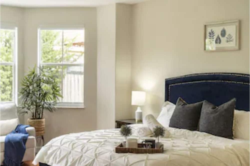 Photo of Bedroom in Tamiami